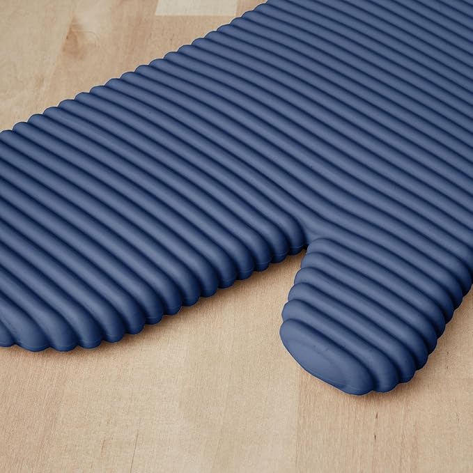 KitchenAid Ribbed Soft Silicone Oven Mitt Set